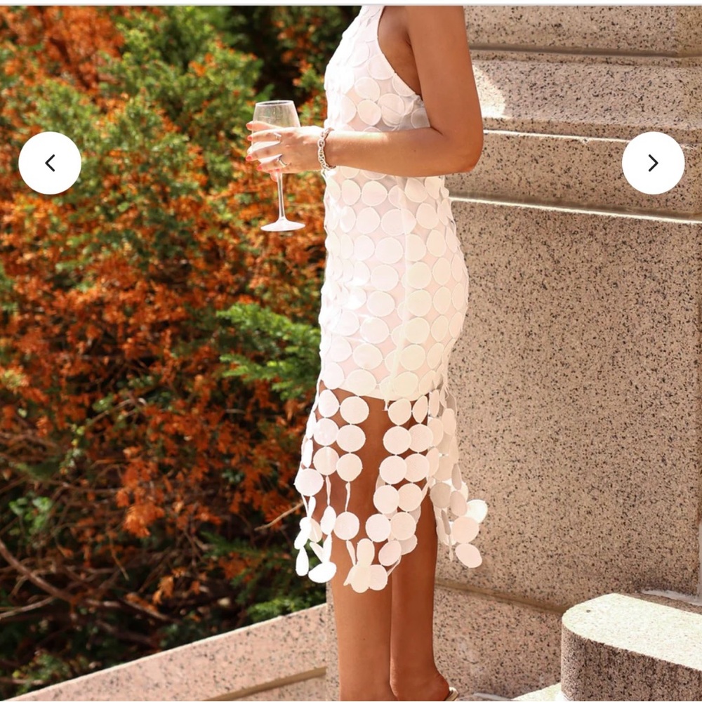 Vestique White super cute dress!